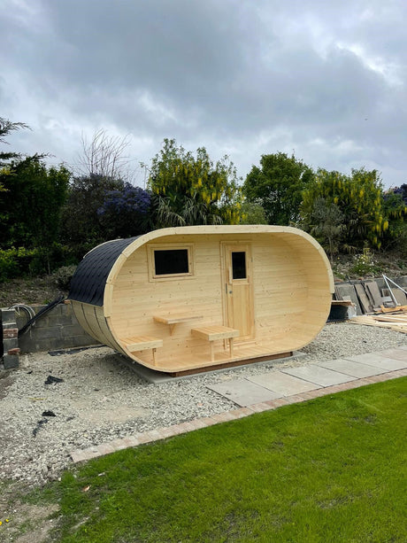 Sauna Extérieur Ovale en Bois Thermo-traité 4-6 Places