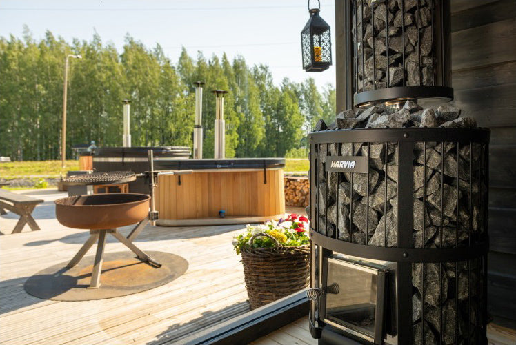 Sauna extérieur de luxe 4 à 6 places | Harvia Nordic Misty