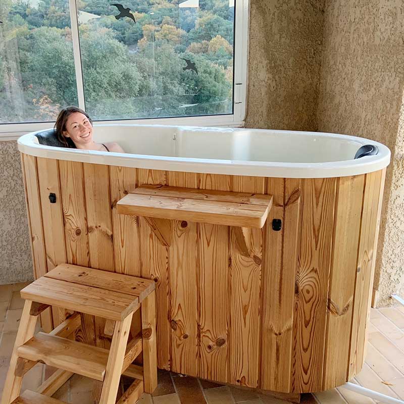 Bain nordique ovale 2 places