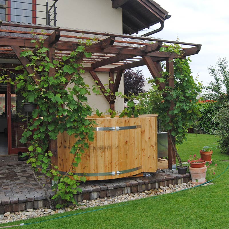 Spa en bois 4-12 personnes